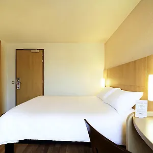 Ibis Tour Eiffel Cambronne 15eme 3*, פריז צרפת