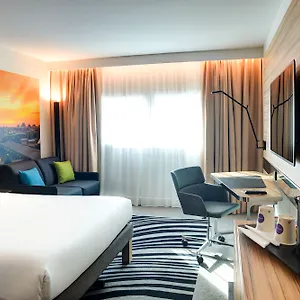 Novotel 14 Porte D'orleans 4*, פריז צרפת